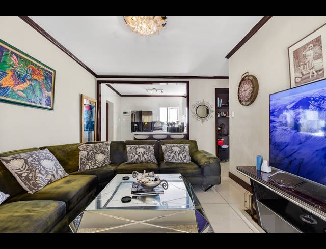 2 BEDROOM APARTMENT FOR SALE IN CRAIGAVON